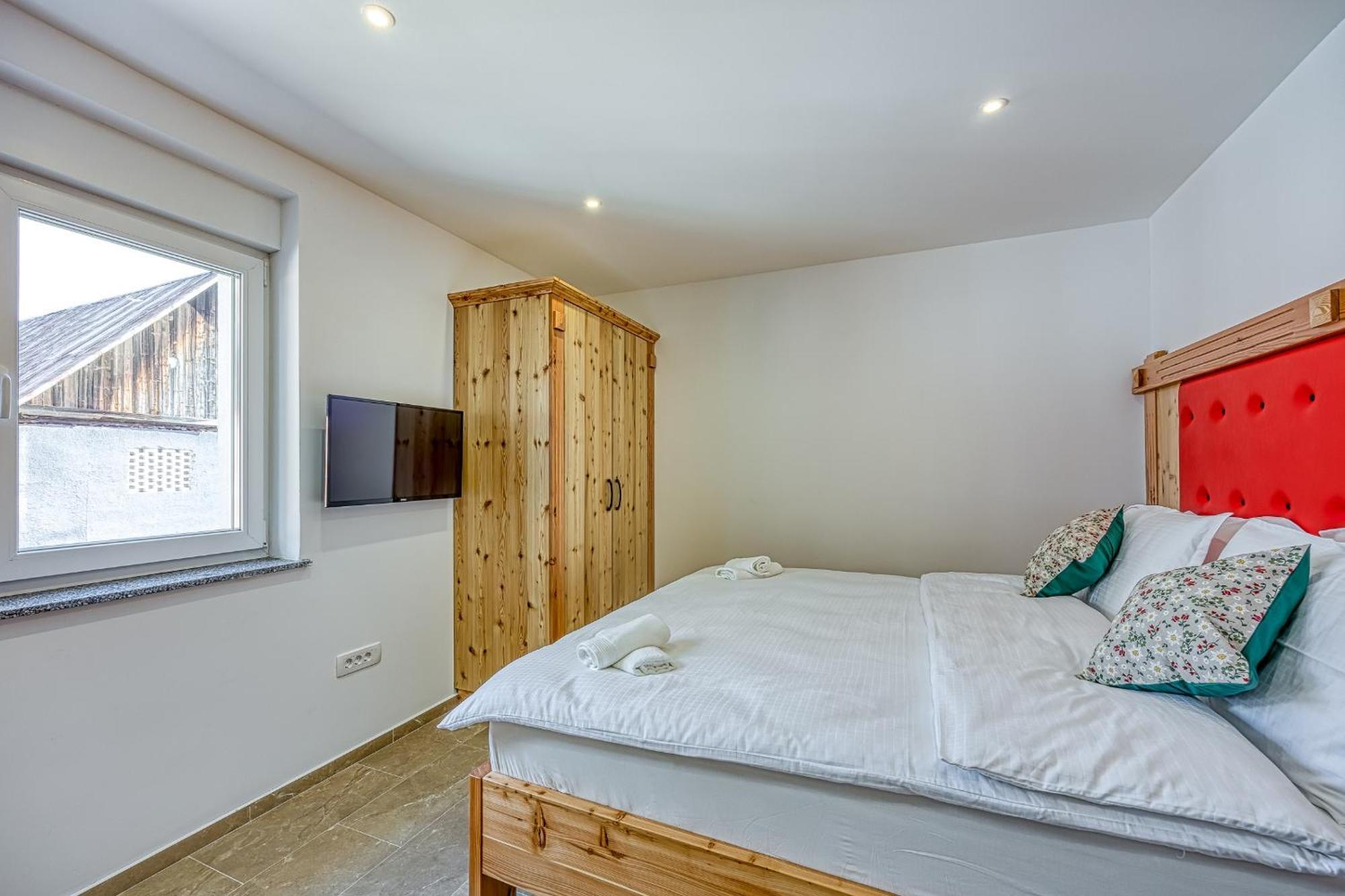 Apartments Viktor Rateče Chambre photo